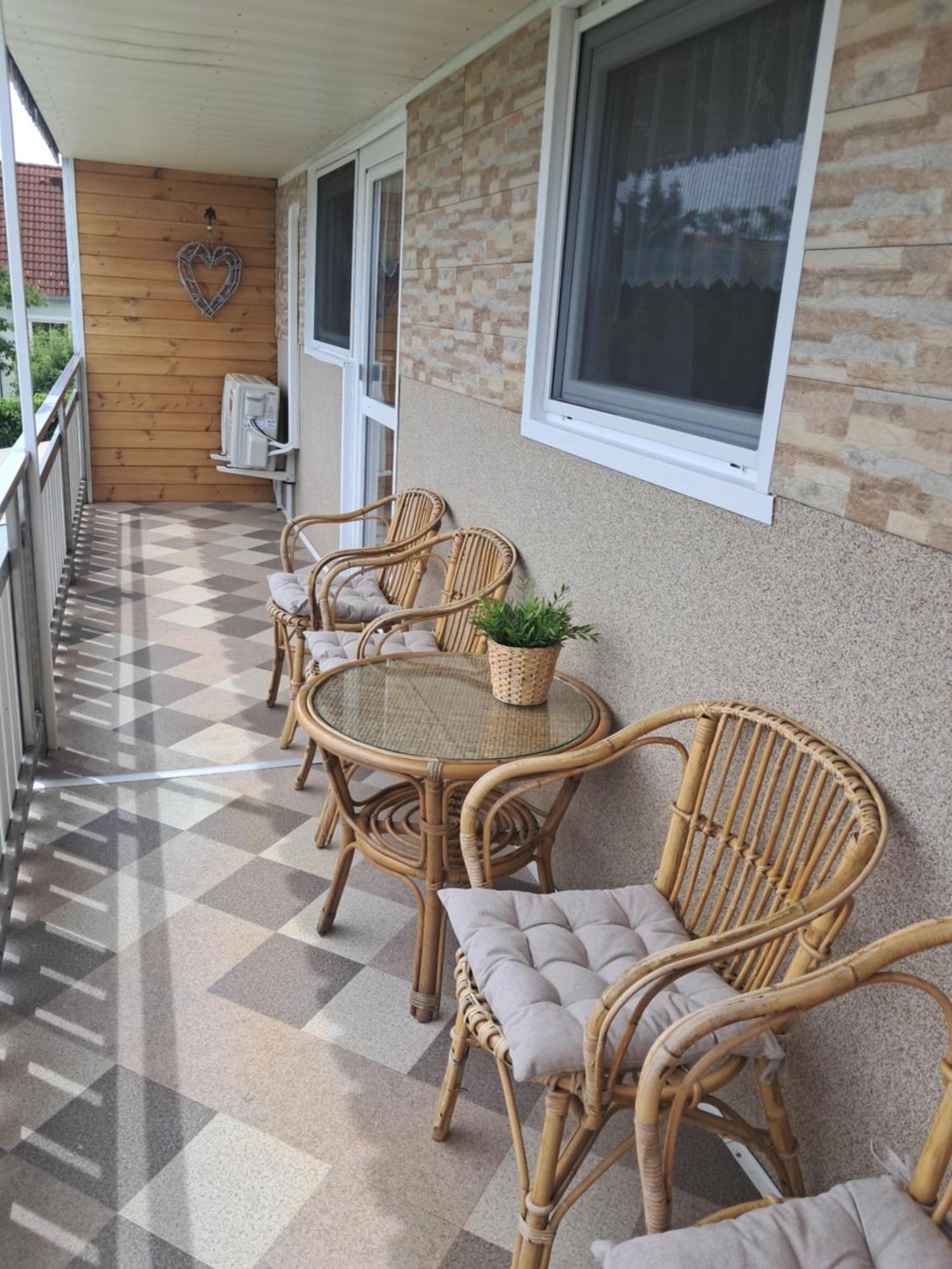 Alsóörs Takler Home מראה חיצוני תמונה